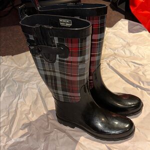 Capelli New York ladies tall Plaid Rain Boots with Black Accents
